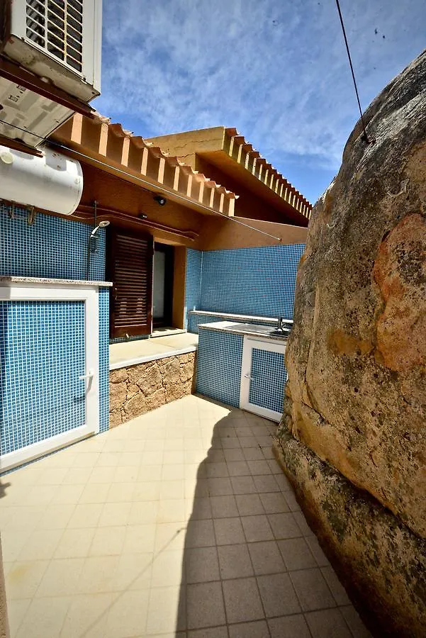 Li Junchi Villa Costa Paradiso